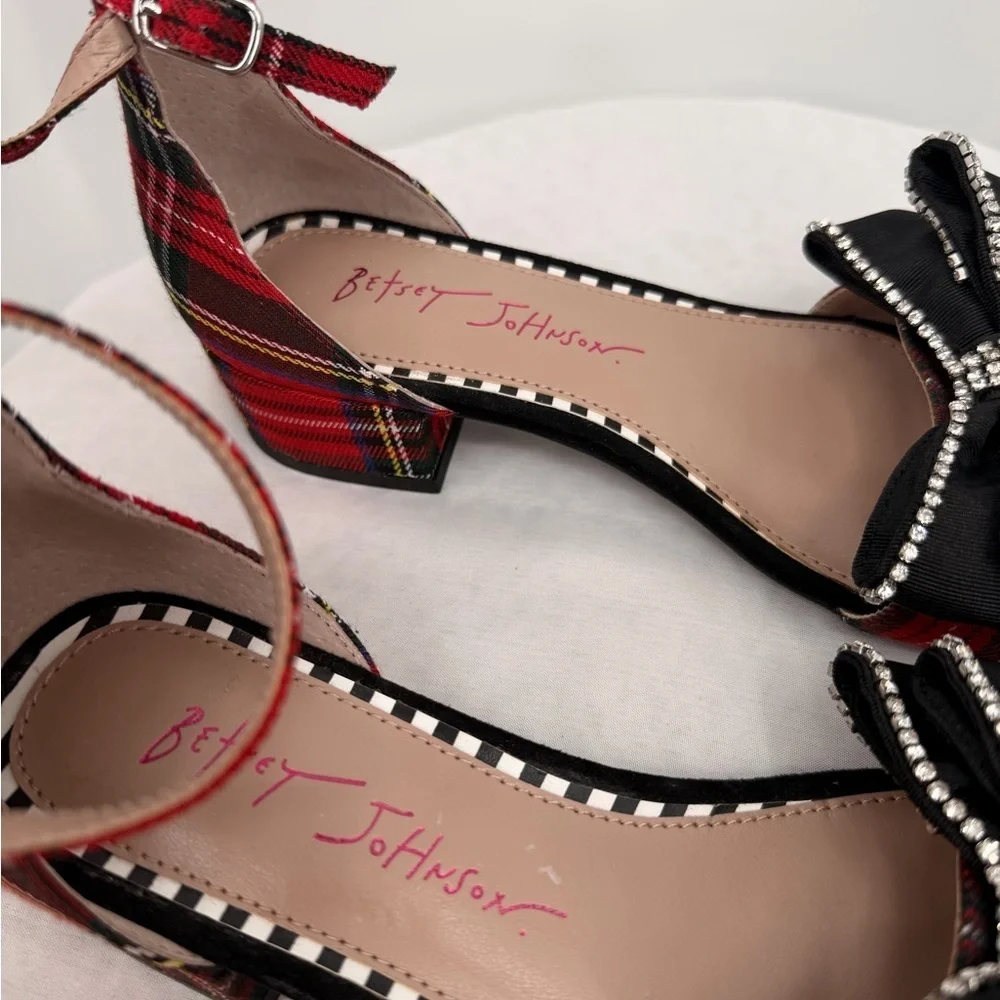 Betsey Johnson betsey johnson